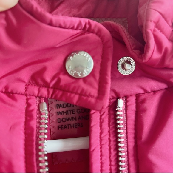 Like new Prada down vest size 38 - Picture 7 of 9